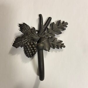 Longaberger Tobosi Wrought Iron Wall Hook with Leaf and Pinecone Design